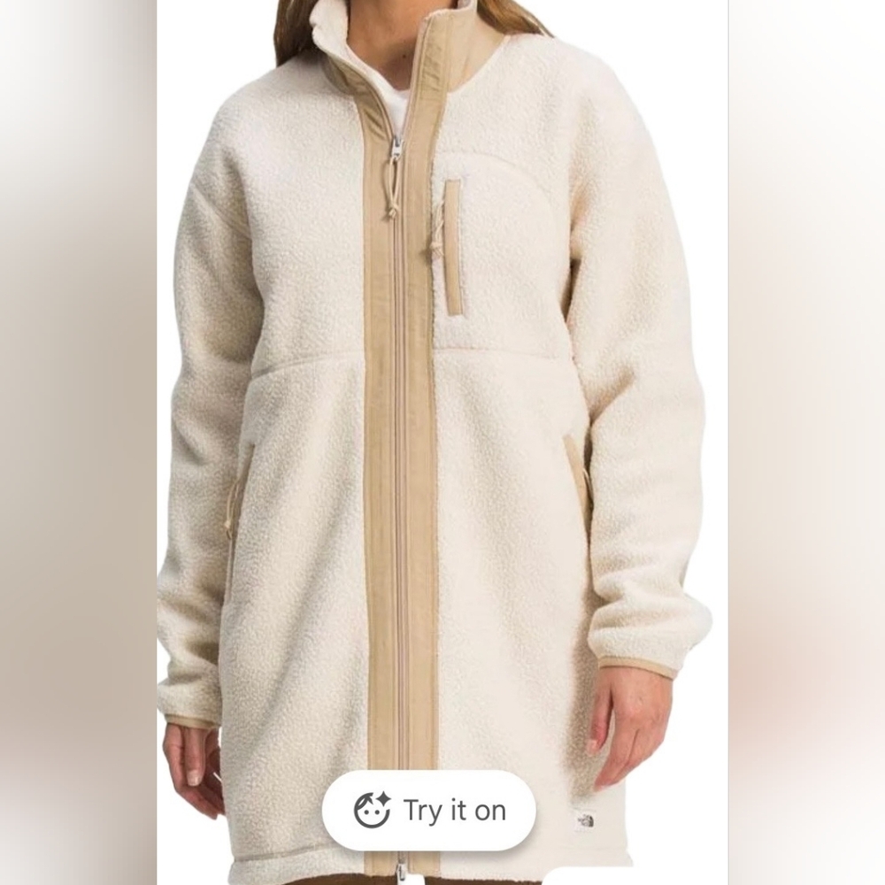 The North Face Women's Cream Zip-Front Cragmont Coat.